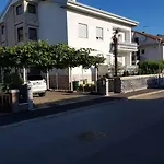 Gemuetliches In Mit Garten By Interhome Umago