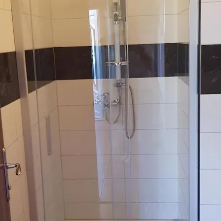 Gemuetliches In Mit Garten By Interhome Apartamento